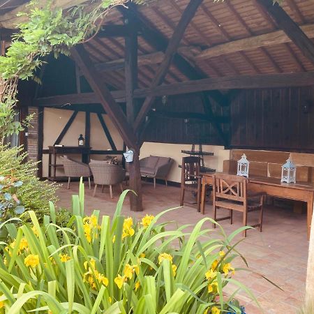 Maison De Campagne Avec Cheminee Et Exterieur La Neuville-aux-Bois エクステリア 写真