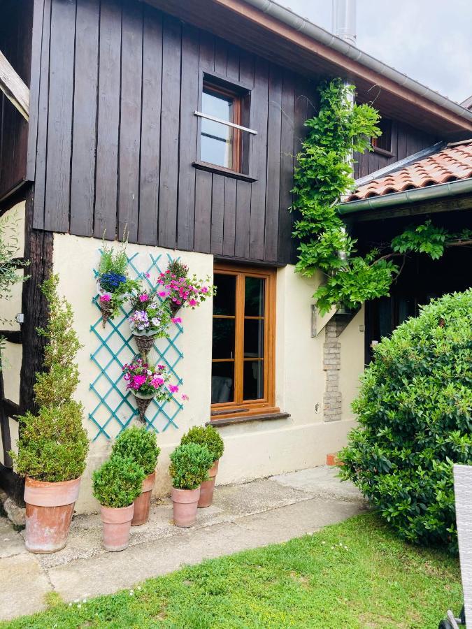 Maison De Campagne Avec Cheminee Et Exterieur La Neuville-aux-Bois エクステリア 写真